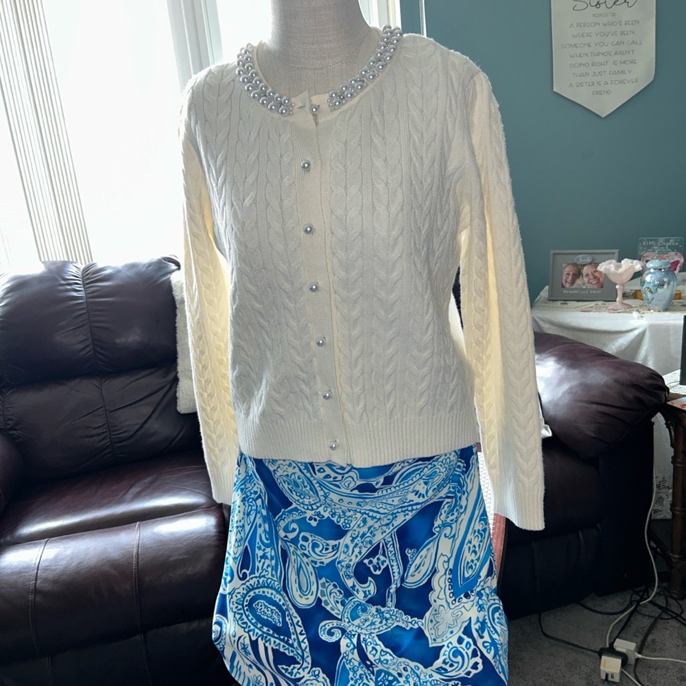 Adrianna Papell Pearl-Button Cream Cable Knit Cardigan Size Medium - Picture 8 of 8